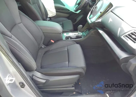 2024 Subaru Ascent Premium 8-Passenger z USA, uszkodzony, nr VIN 4S4WMACD6R3454621